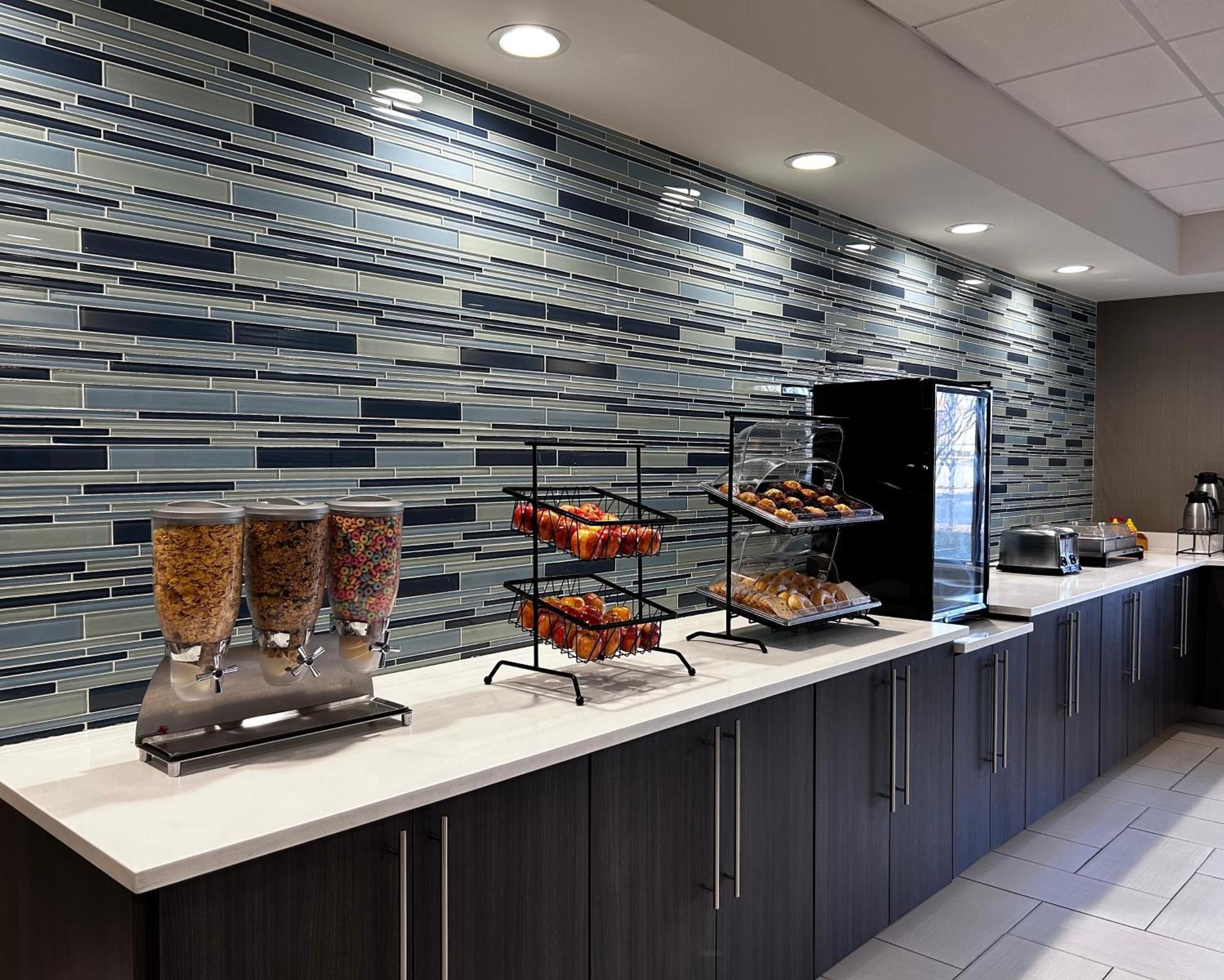 La Quinta Inn By Wyndham Columbia Se Fort Jackson Kültér fotó