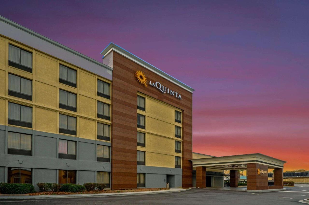 La Quinta Inn By Wyndham Columbia Se Fort Jackson Kültér fotó